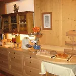 Zum Stollhofer Inn