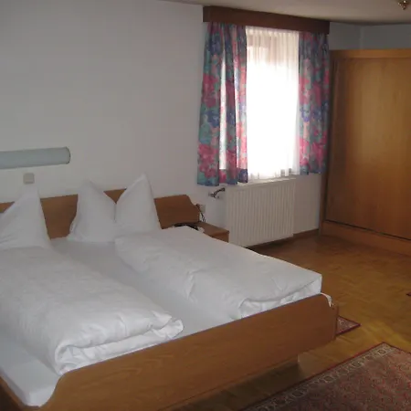 Zum Stollhofer אינציג