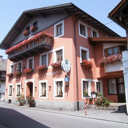 盖斯特苏姆斯陶好福酒店 宾馆 3*