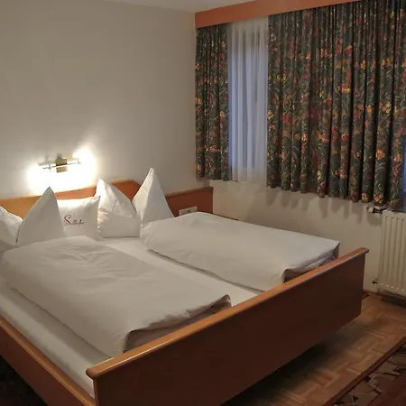 بيت ريفي Zum Stollhofer Inzing