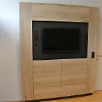 Zum Stollhofer 3*